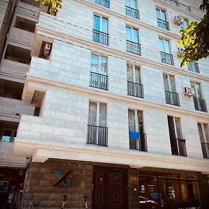  Апартаменты Central Apartment